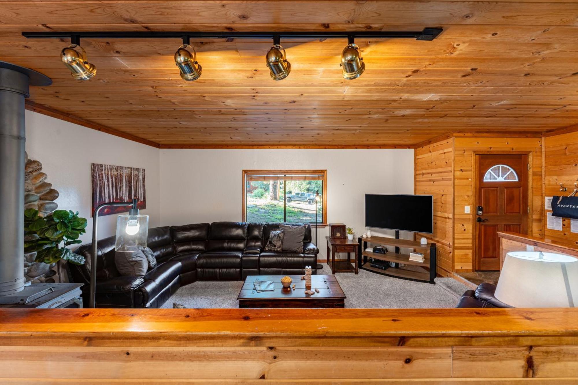 Whiskey Springs By Avantstay Classic Cabin Near Tahoe Donner Ski Area Truckee Exterior photo